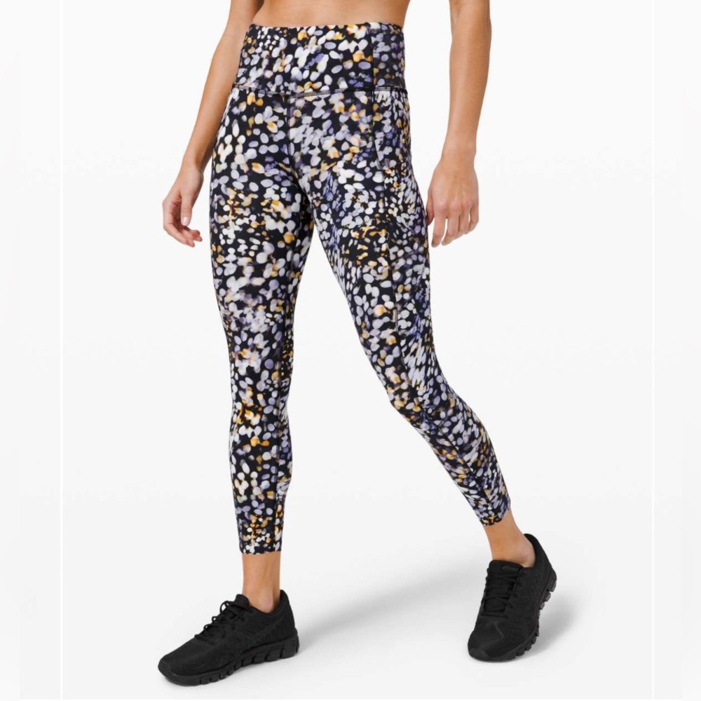Lululemon Fast and Free Tight II 25” - Picture 2 of 5